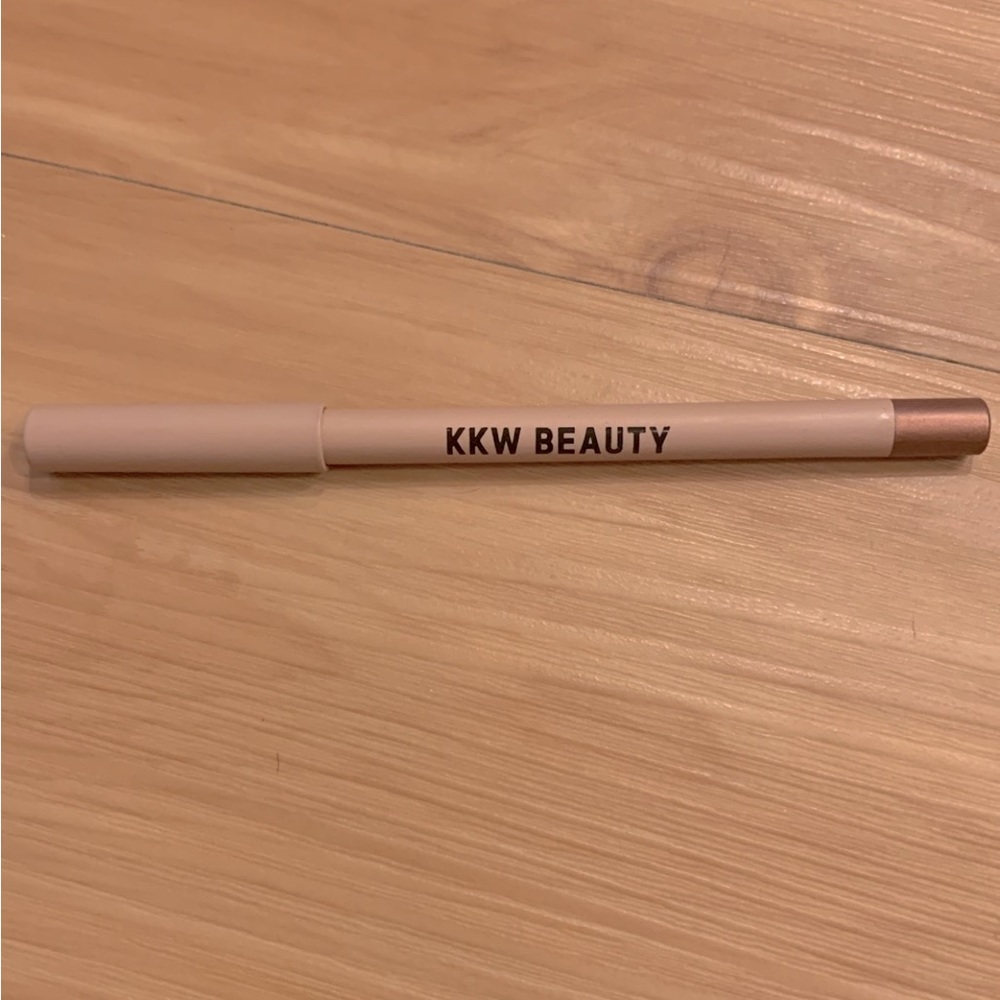 KKW Beauty Eyeliner